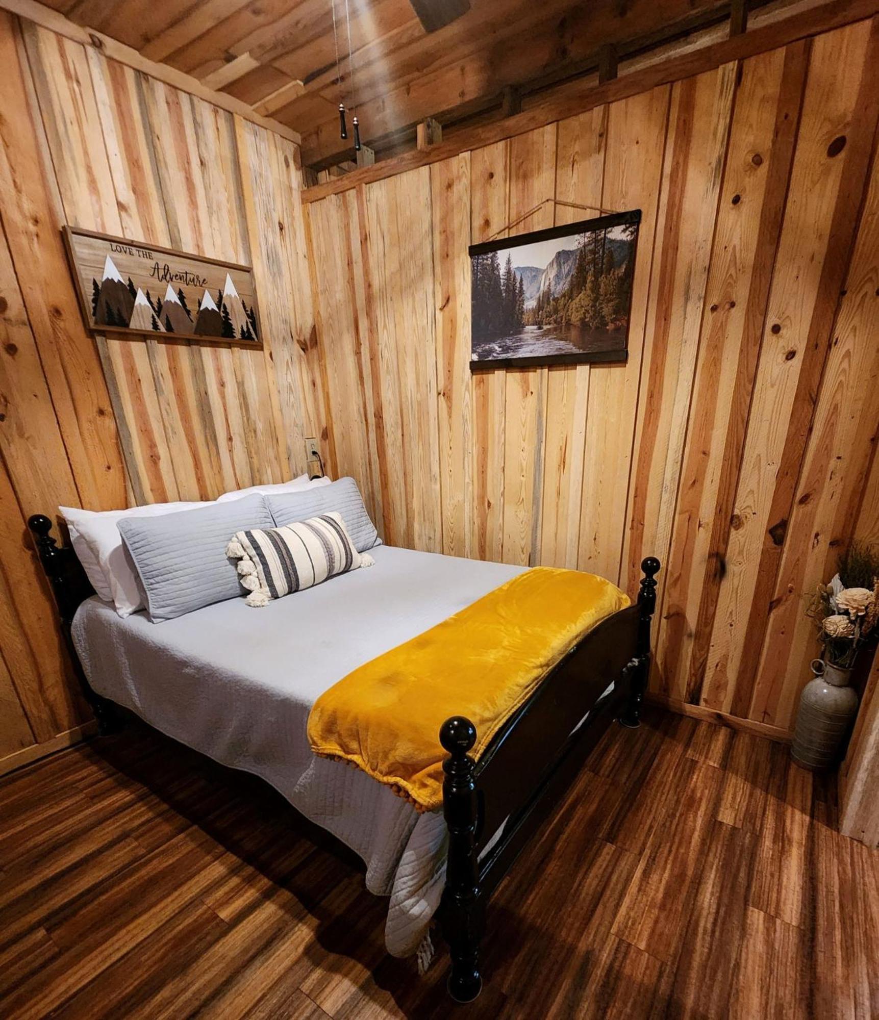 Unique Country Cabin Meets Farmhouse Modern!!! مينا المظهر الخارجي الصورة